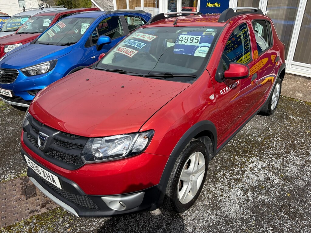 Dacia Sandero Stepway 0.9 Tce Ambiance Start Stop CE16XHA Red #2