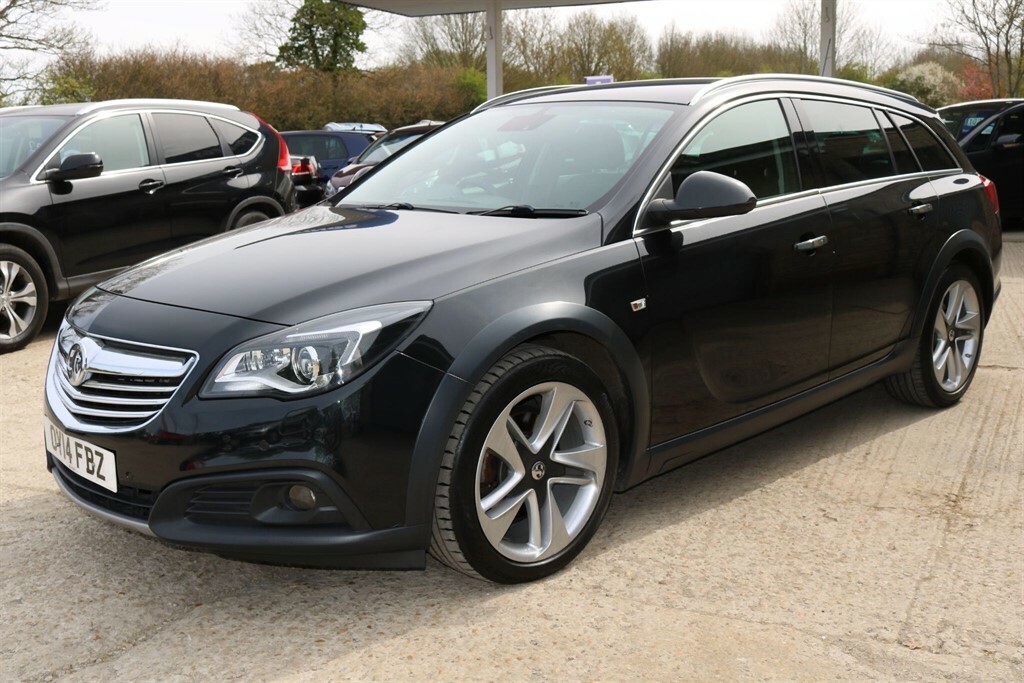 Vauxhall Insignia 2.0 Cdti Biturbo Country Tourer 4Wd Euro 5 OY14FBZ Black #3
