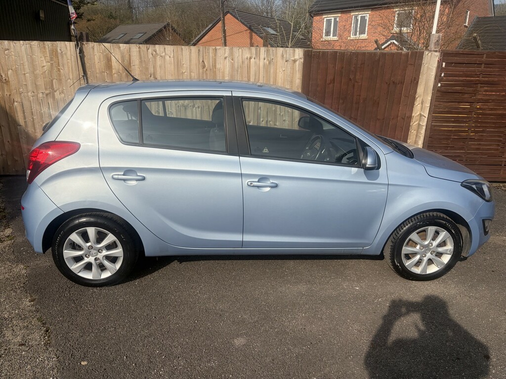 Hyundai I20 Hatchback 1.2 Active 2014 EK64UCG Blue #2