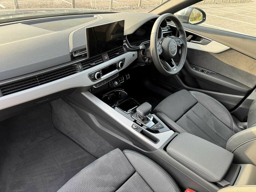 Audi A4 Avant Avant S Line 35 Tfsi 150 Ps S Tronic - 2024 CK24EYX Grey #2