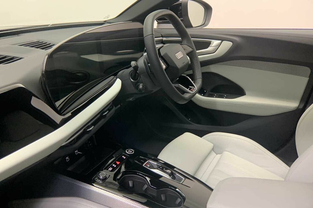 Audi A5 S Line Tfsi 204 Ps S Tronic - 2026 HJ26KNX Black #2