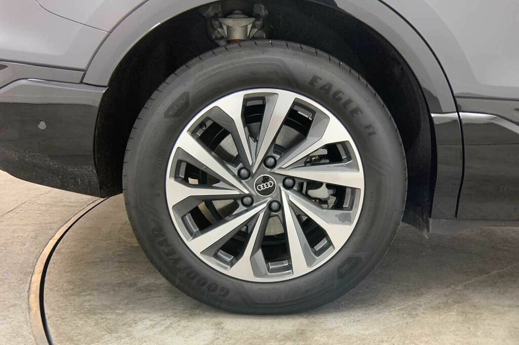 Audi Q6 E-Tron Q6 Suv Sport E-tron 185,00 Kw - 2025 HJ75WZP Grey #5