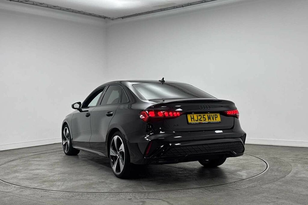 Audi A3 Black Edition 35 Tfsi 150 Ps S Tronic - 2025 HJ25MVP Black #3