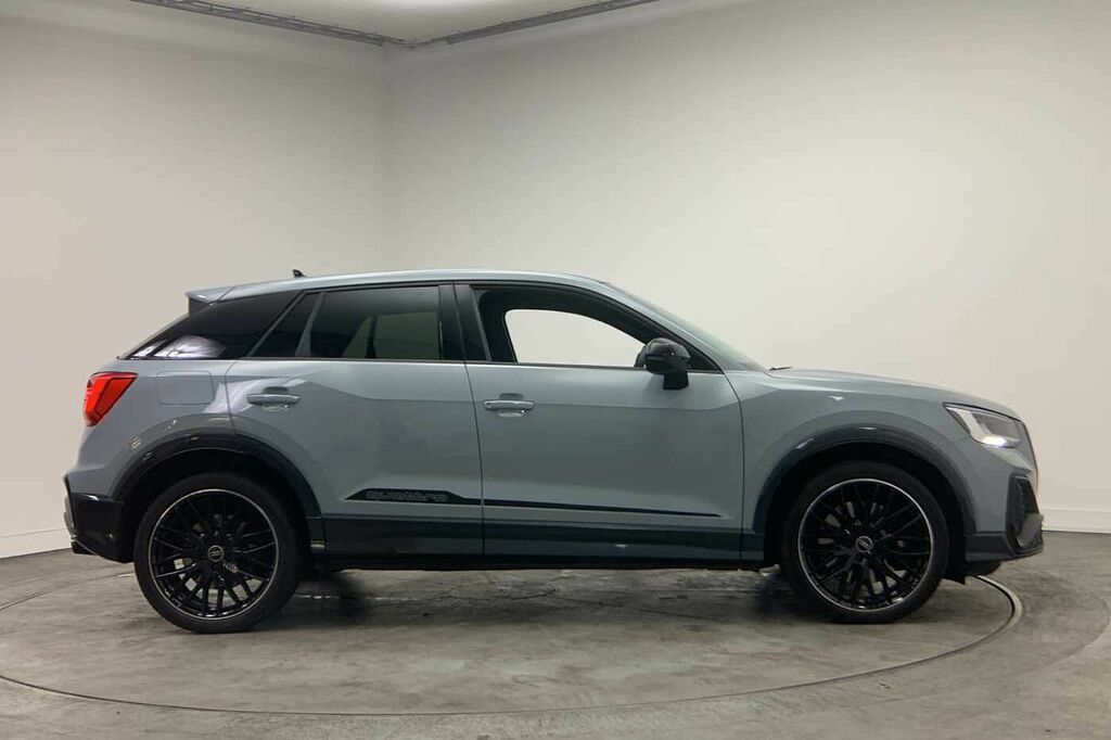 Audi SQ2 Black Edition Tfsi 300 Ps S Tronic - 2024 Grey #4
