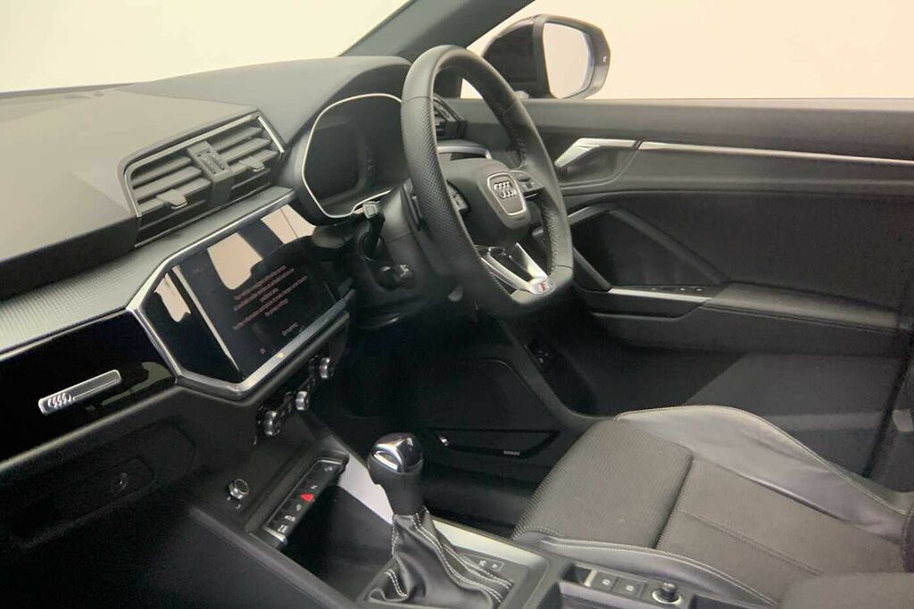 Audi Q3 Black Edition 45 Tfsi E 245 Ps S Tronic - 2023 HG23VKT Blue #2