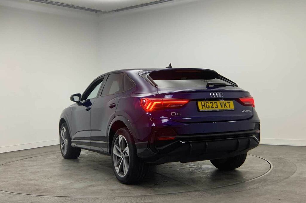 Audi Q3 Black Edition 45 Tfsi E 245 Ps S Tronic - 2023 HG23VKT Blue #3