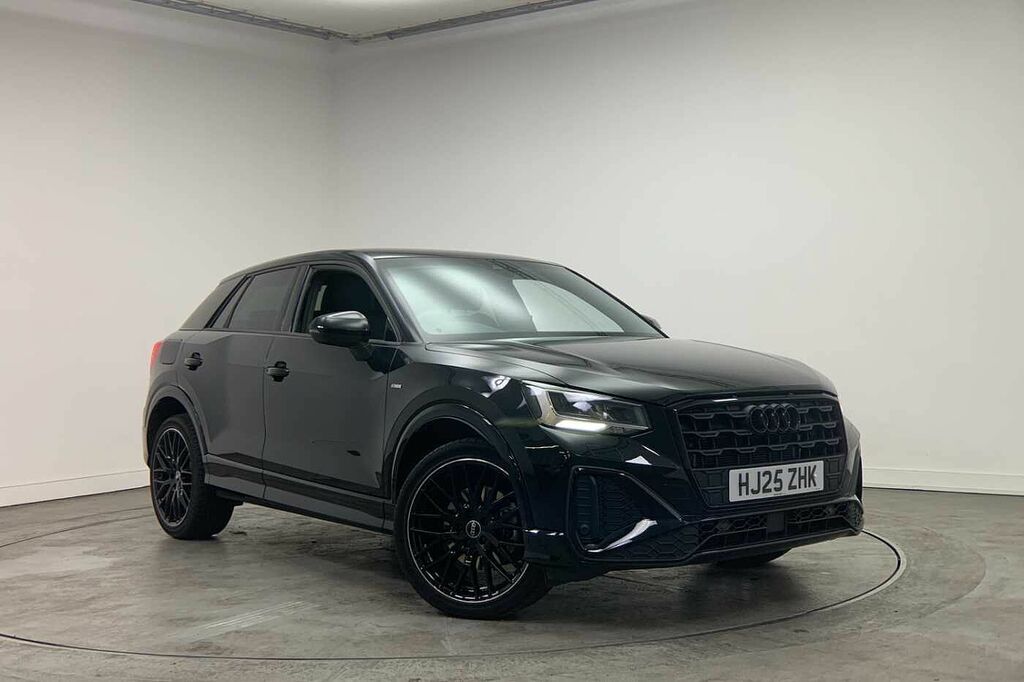 Audi Q2 Black Edition 35 Tfsi 150 Ps 6-Speed - 2025 Black