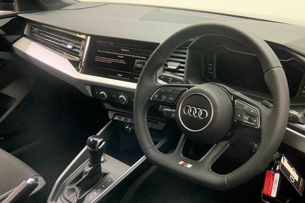 Audi A1 Black Edition 35 Tfsi 150 Ps S Tronic - 2026 HG26AAF Blue #6