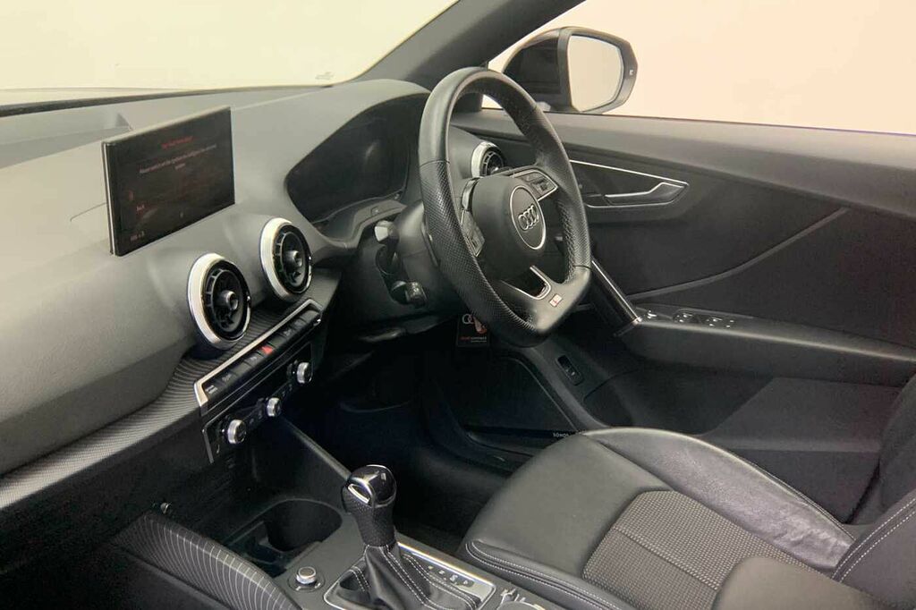Audi Q2 Black Edition 35 Tfsi 150 Ps S Tronic - 2022 HJ22OSN Blue #2