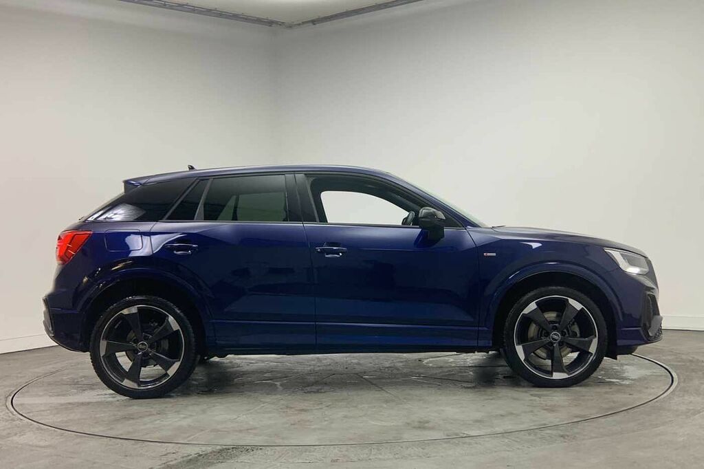 Audi Q2 Black Edition 35 Tfsi 150 Ps S Tronic - 2022 HJ22OSN Blue #4