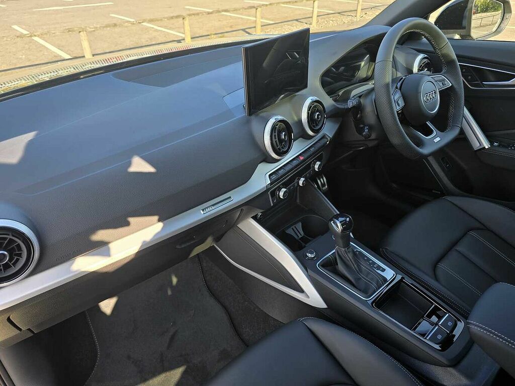 Audi Q2 Black Edition 35 Tfsi 150 Ps S Tronic - 2026 WA26ZPV Grey #2