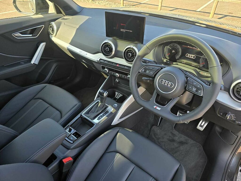 Audi Q2 Black Edition 35 Tfsi 150 Ps S Tronic - 2026 WA26ZPV Grey #6