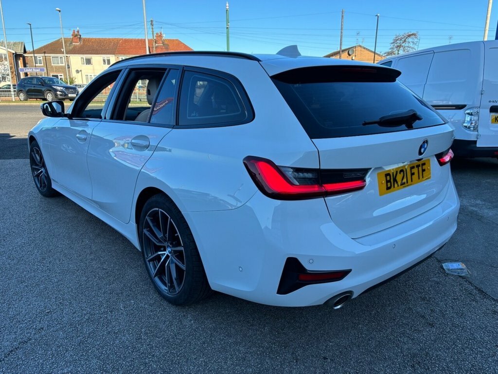 BMW 3 Series 2L Sport BK21FTF White #3