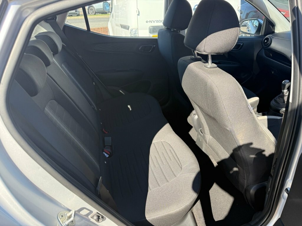 Hyundai I10 1L Se Connect DV22UWM Grey #6