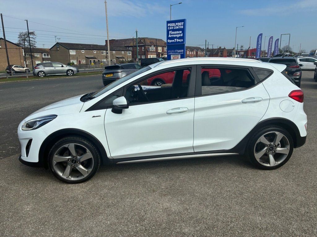 Ford Fiesta 1L Active X DT69UWL White #3