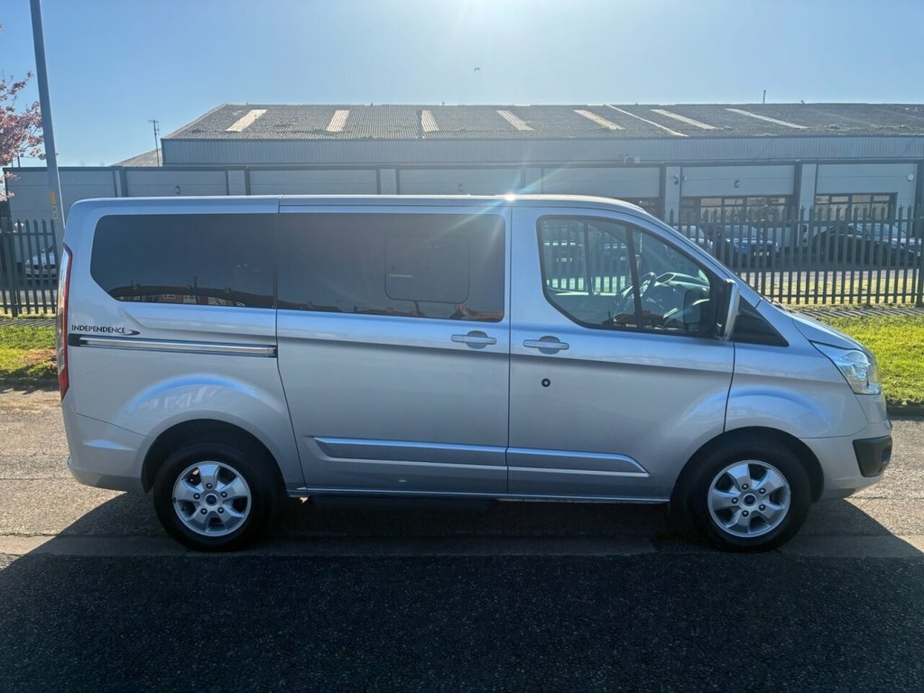 Ford Tourneo Custom 2L Titanium LXZ4766 Silver #4