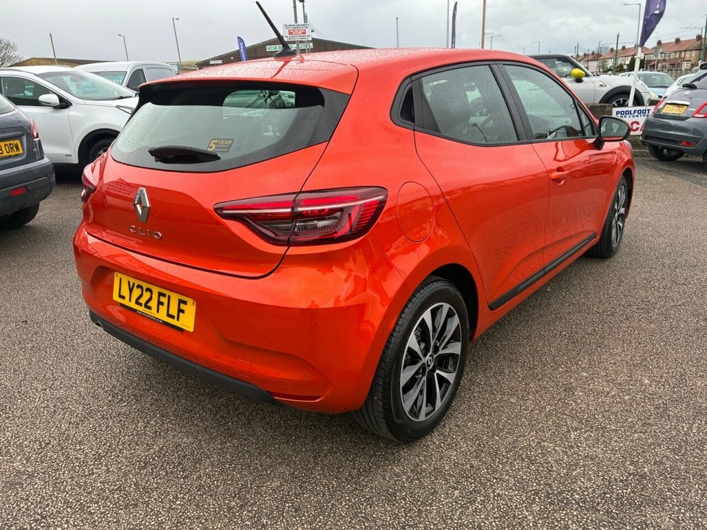 Renault Clio 1L Iconic Edition LY22FLF Orange #6