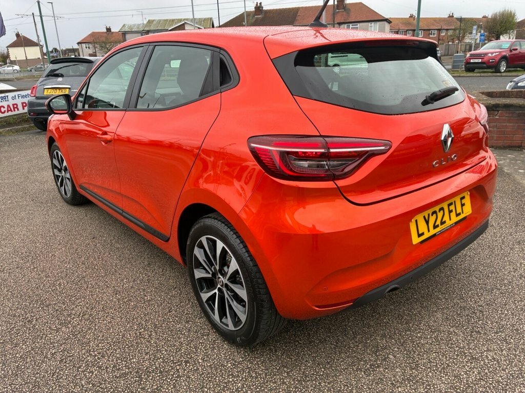 Renault Clio 1L Iconic Edition LY22FLF Orange #5