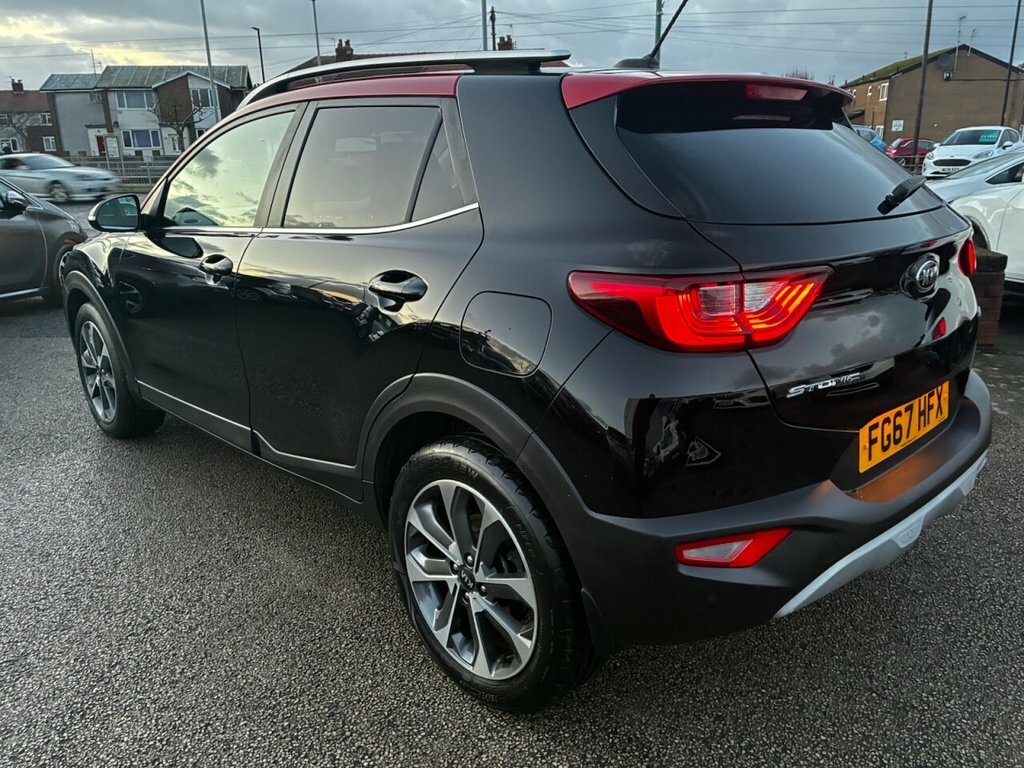 Kia Stonic 1L First Edition Black #5