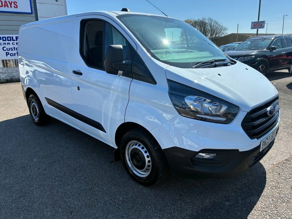 Ford Transit Custom 2L Leader White