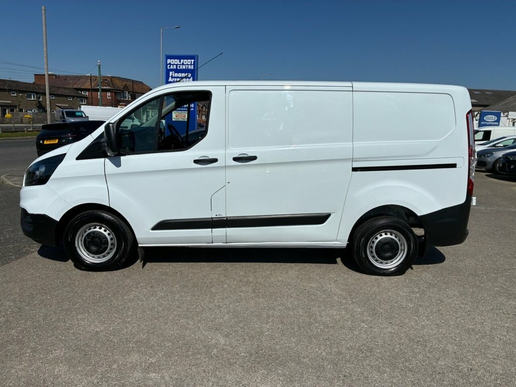 Ford Transit Custom 2L Leader BW23XRX White #3