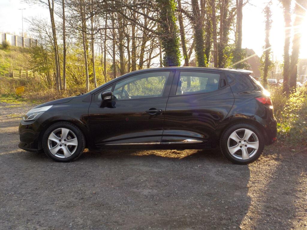 Renault Clio 1.5 Dci Dynamique Medianav Euro 5 S S SH14WCK Red #2
