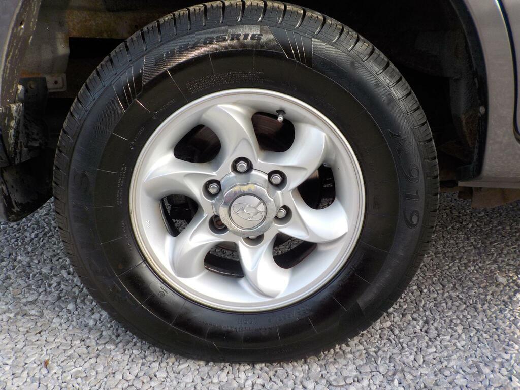 Hyundai Terracan Limited Edition Silver #19