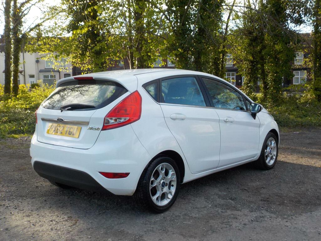 Ford Fiesta 1.25 Zetec Euro 5 PX62TGU Black #5