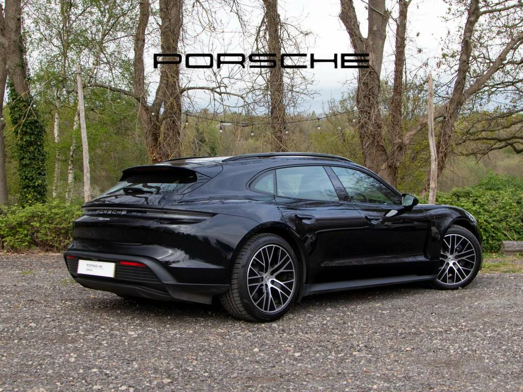 Porsche Taycan Sport Turismo Black #6