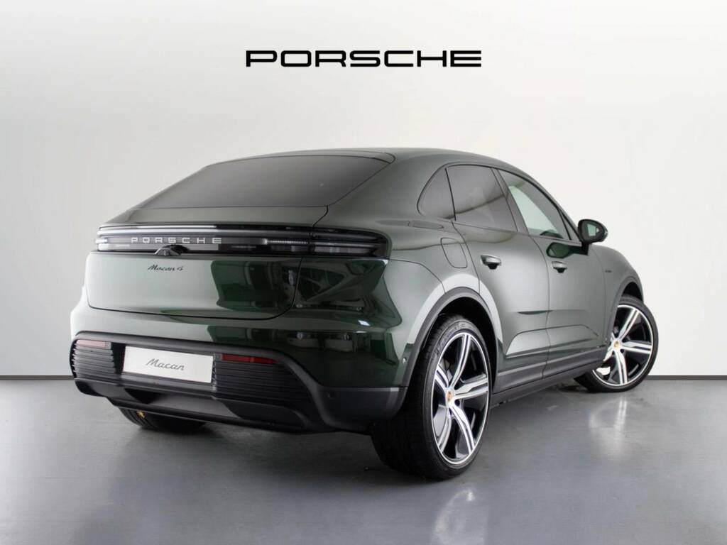 Porsche Macan 4 Electric Green #3