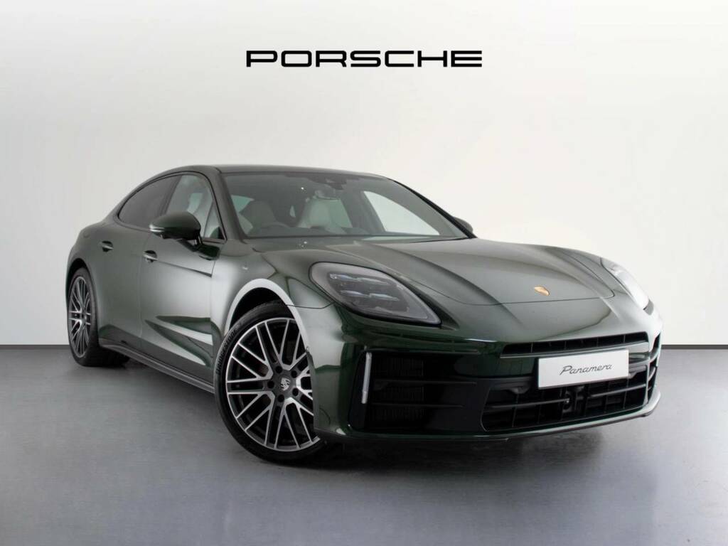 Porsche Panamera 4 Green