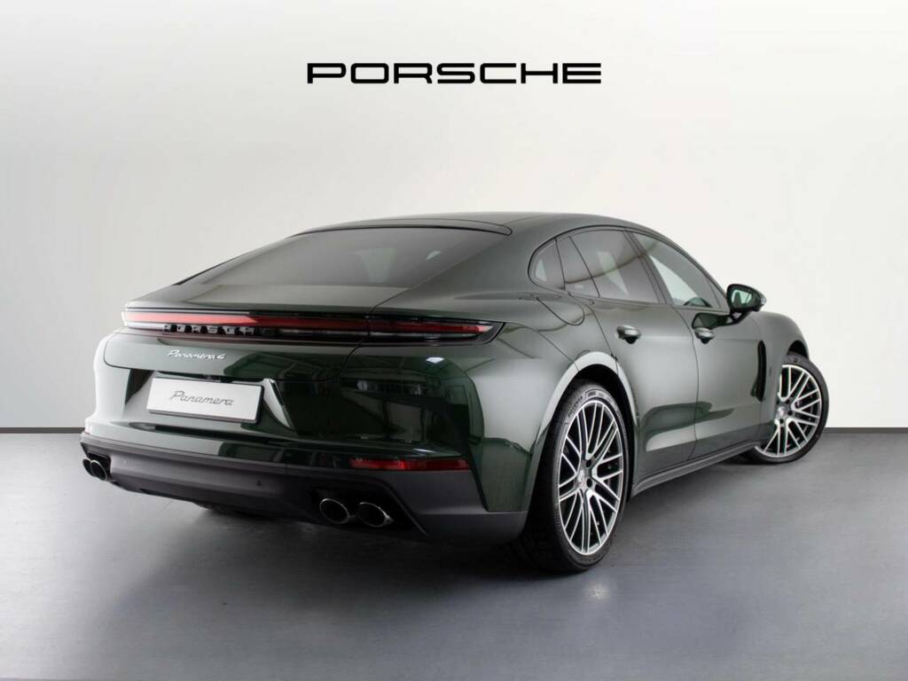 Porsche Panamera 4 Green #3