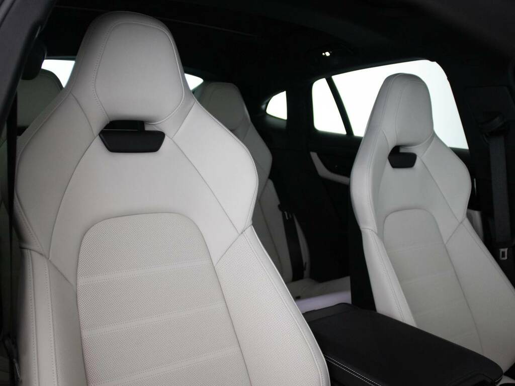Porsche Panamera 4 Green #5