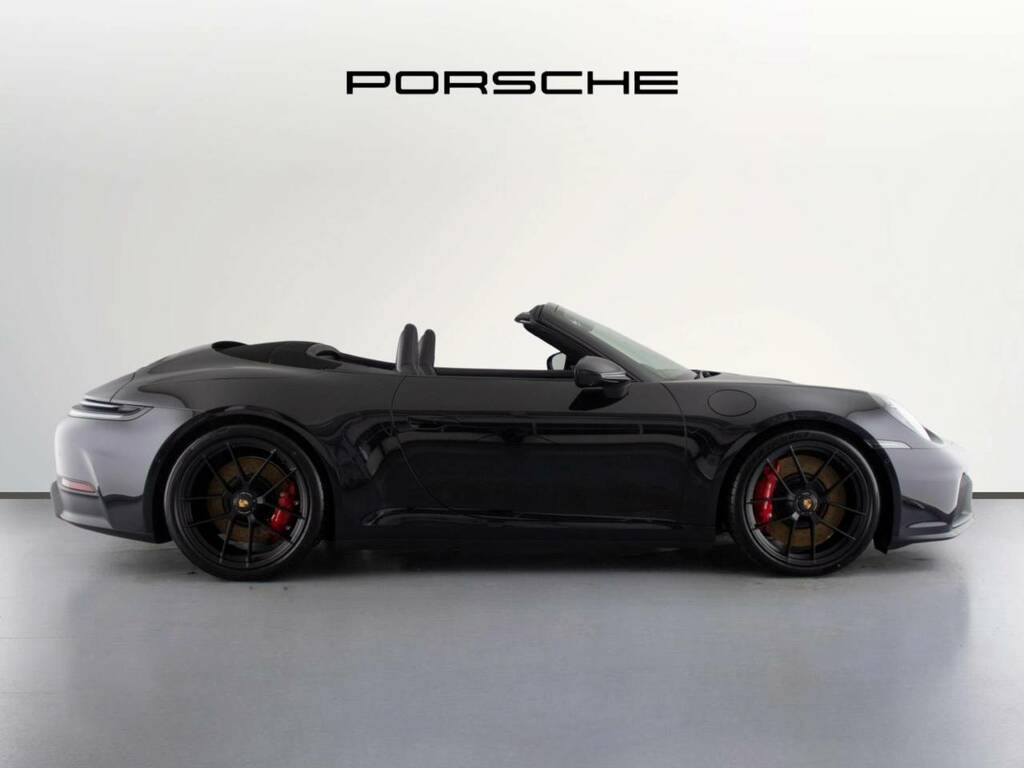 Porsche 911 Carrera Gts Cabriolet Black #2