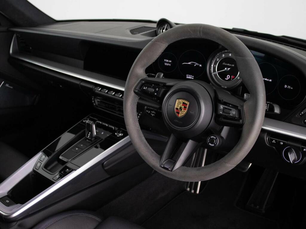 Porsche 911 Turbo S My21  Black #4