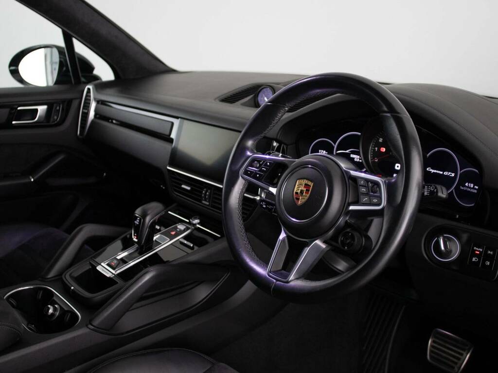 Porsche Cayenne Gts Black #4