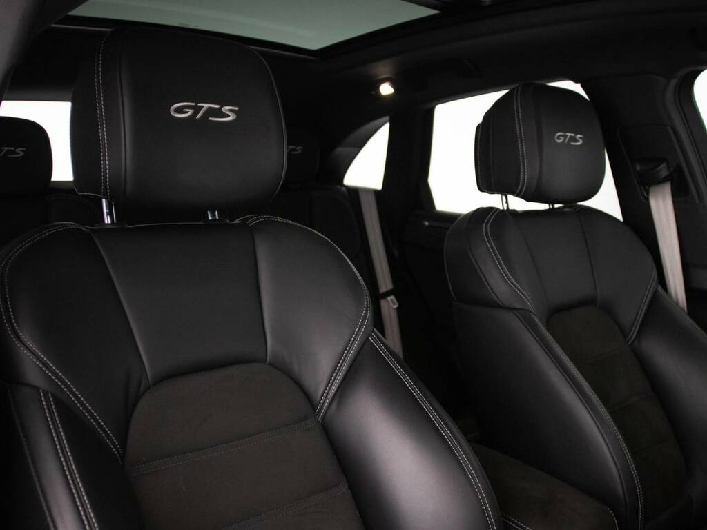 Porsche Macan Gts My21 White #5