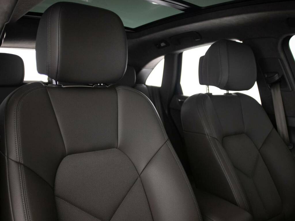 Porsche Macan S Silver #5