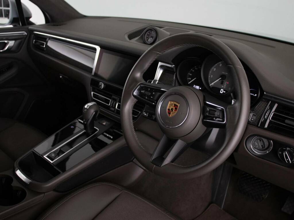 Porsche Macan S Silver #4