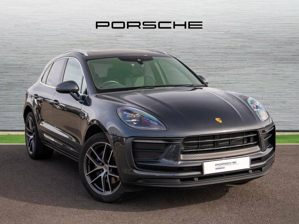 Porsche Macan My24 Grey
