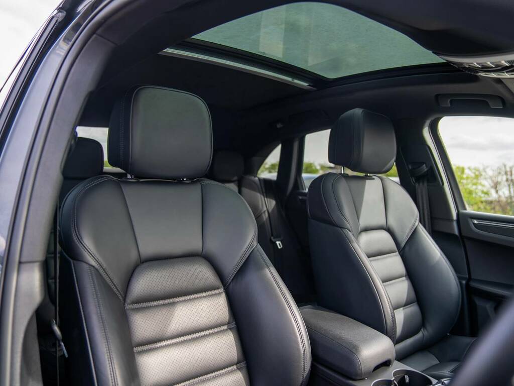 Porsche Macan My24 Grey #5