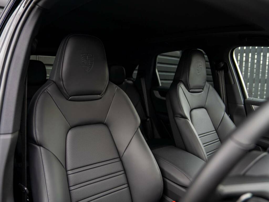Porsche Cayenne S Black #5