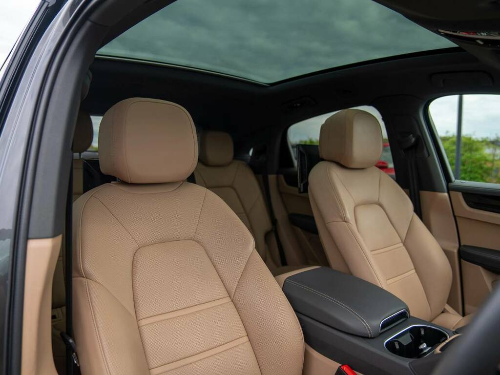 Porsche Cayenne E-hybrid Coup233 My21 Grey #5
