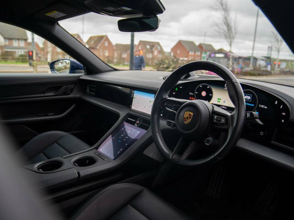 Porsche Taycan 4S Blue #4