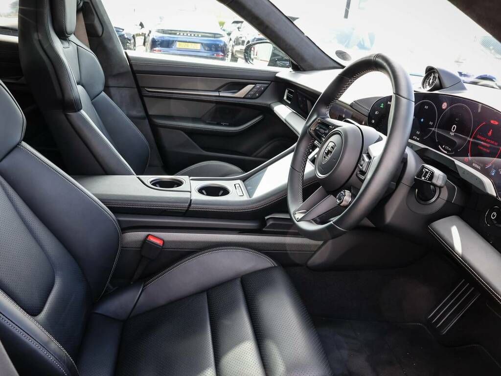 Porsche Taycan Turbo S Black #5