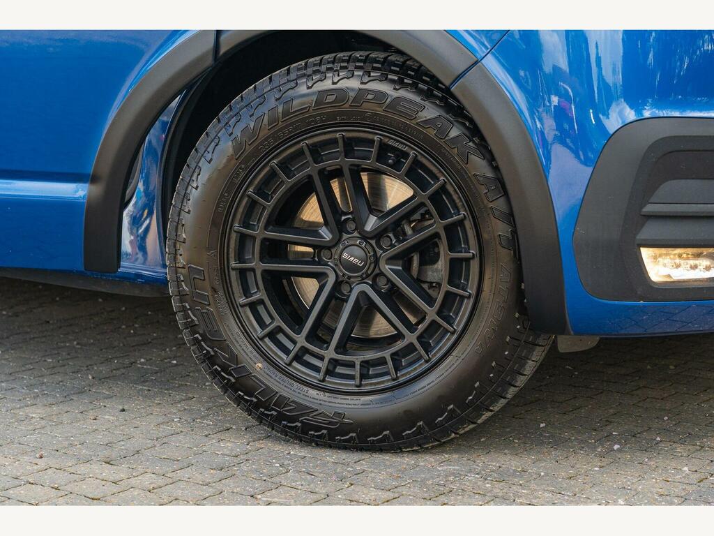 Volkswagen Transporter 2.0 Tdi T28 Highline Dsg Fwd Swb Euro 6 Ss PK72GCY #2