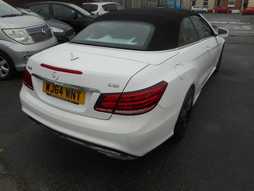 Mercedes-Benz E Class 2.1 E220 Cdi Amg Sport WJ64WNT White #4