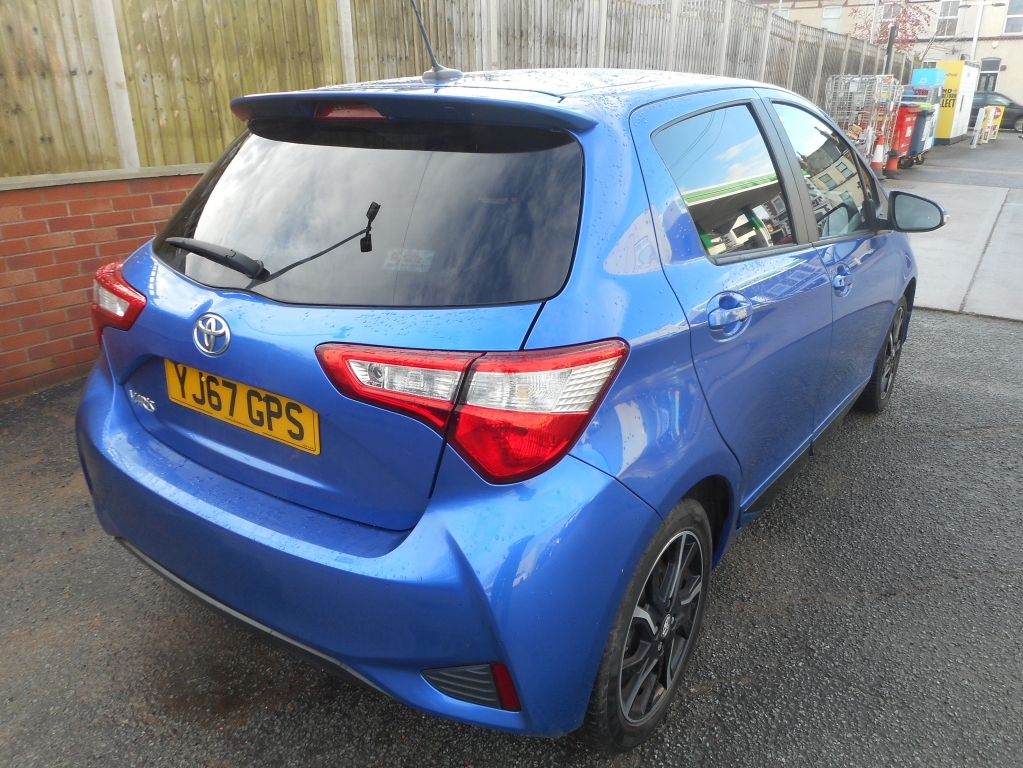 Toyota Yaris 1.5 Vvt-i Design YJ67GPS Blue #3