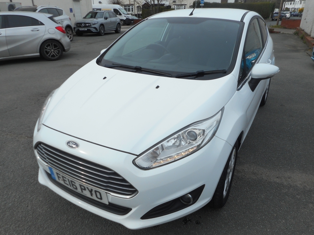 Ford Fiesta 1.0 Zetec FE16PYO White #6