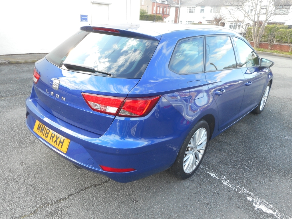 Seat Leon 1.6 Tdi Se Dynamic Technology Dsg Blue #4